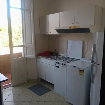 Casa Lumaki Катанія
